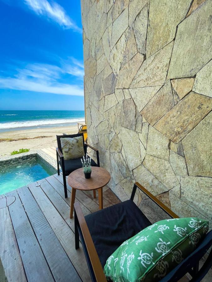 Diem Vichayito Beachfront Eco-Luxury Villa Exterior foto