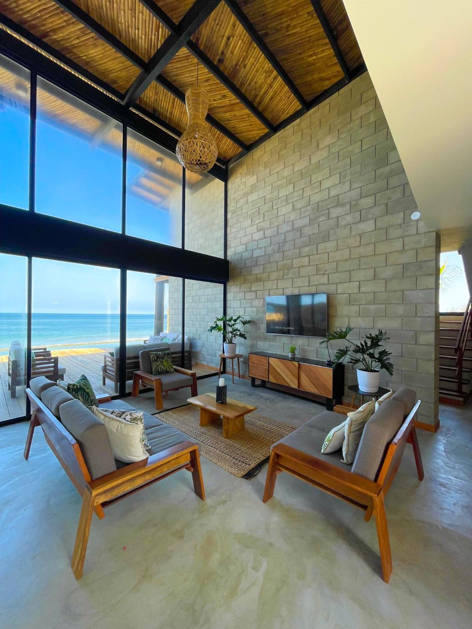 Diem Vichayito Beachfront Eco-Luxury Villa Habitación foto